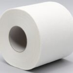Jumbo Toilettenpapier für Betriebe: Großrollen, Kompaktrollen und Recycling richtig auswählen